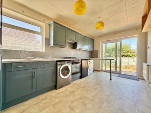 Photo 9- click for photo gallery